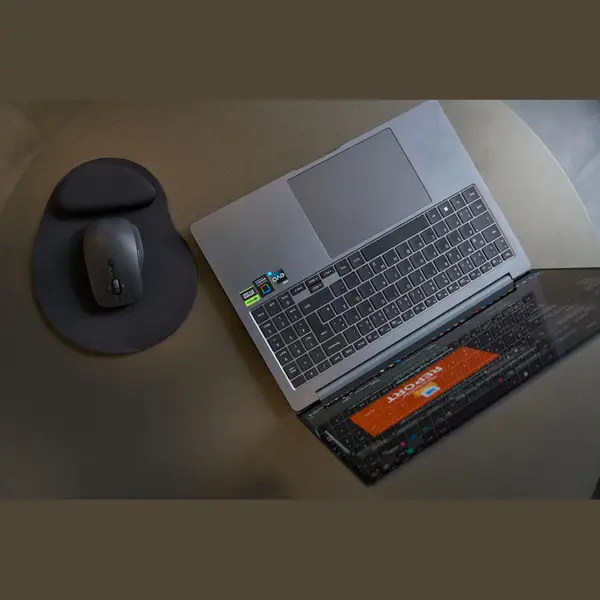 Fekete Brantford ergonomikus egérpad 6