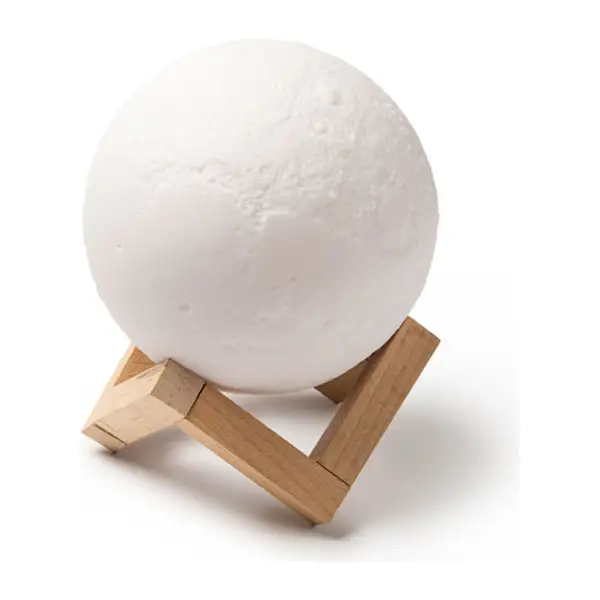 Hold formájú vezeték nélküli hangszóró fa talppal