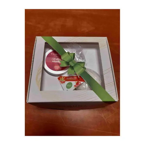Yamuna Gránátalmás szett díszdobozban 