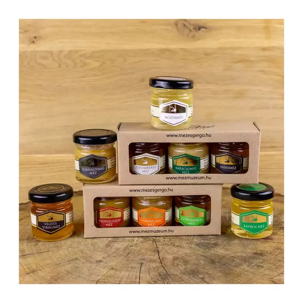 Ajándékcsomag díszdobozban