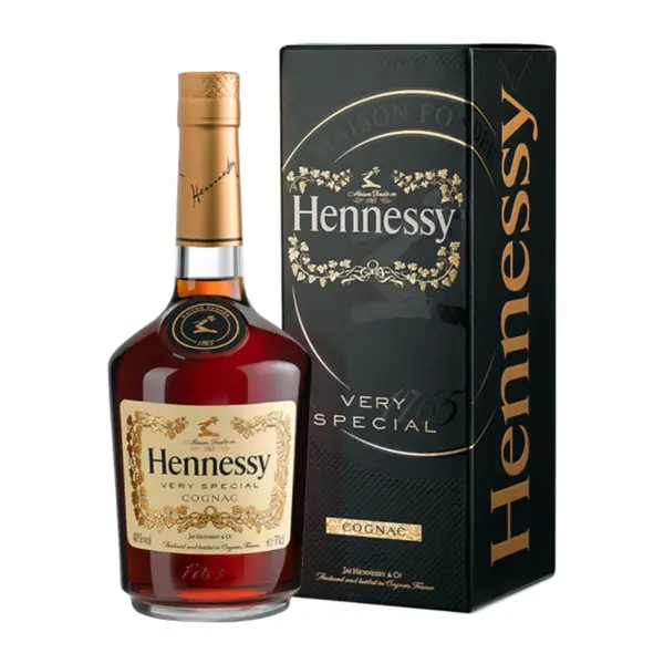 Hennessy VS Cognac díszdobozban 0,7L, 40%